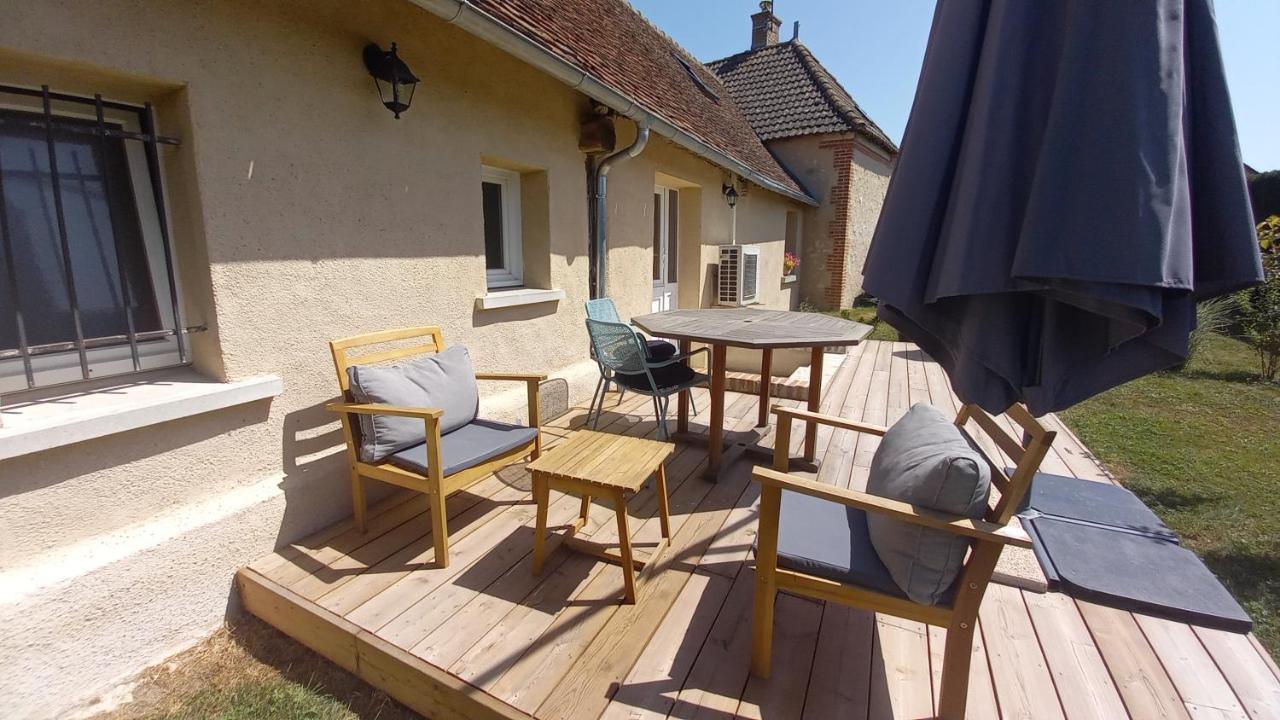 logement indépendant Tour-en-Sologne Buitenkant foto